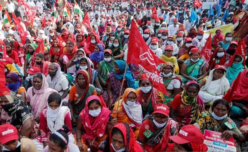 podiumnews.com-Ribuan Petani di India Mogok Makan Protes UU Pertanian Baru